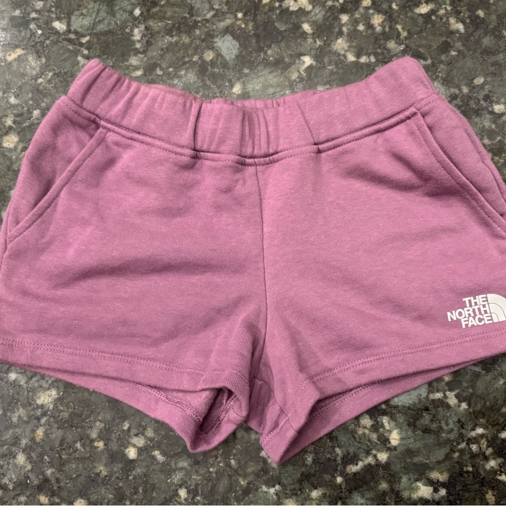 The North Face Girls Cotton Shorts With Pockets Size ( S 7/8 )